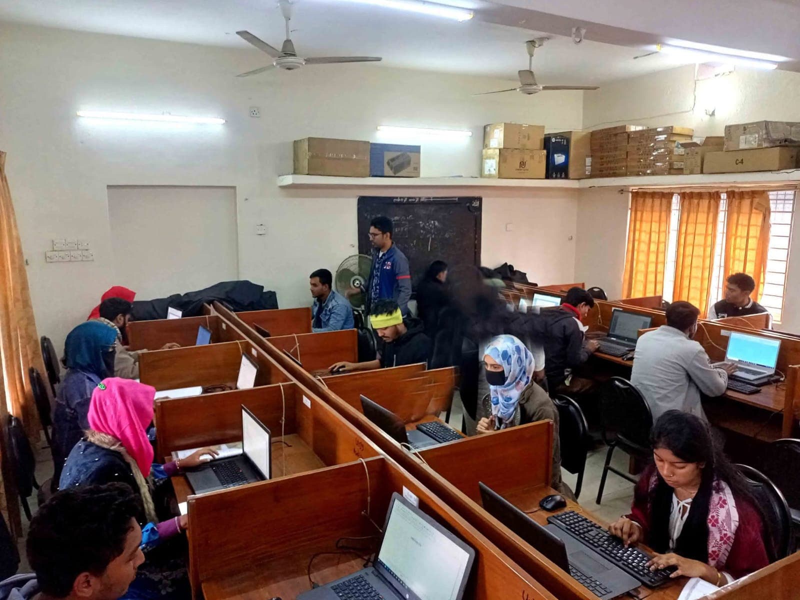 Modern Lab Facilities